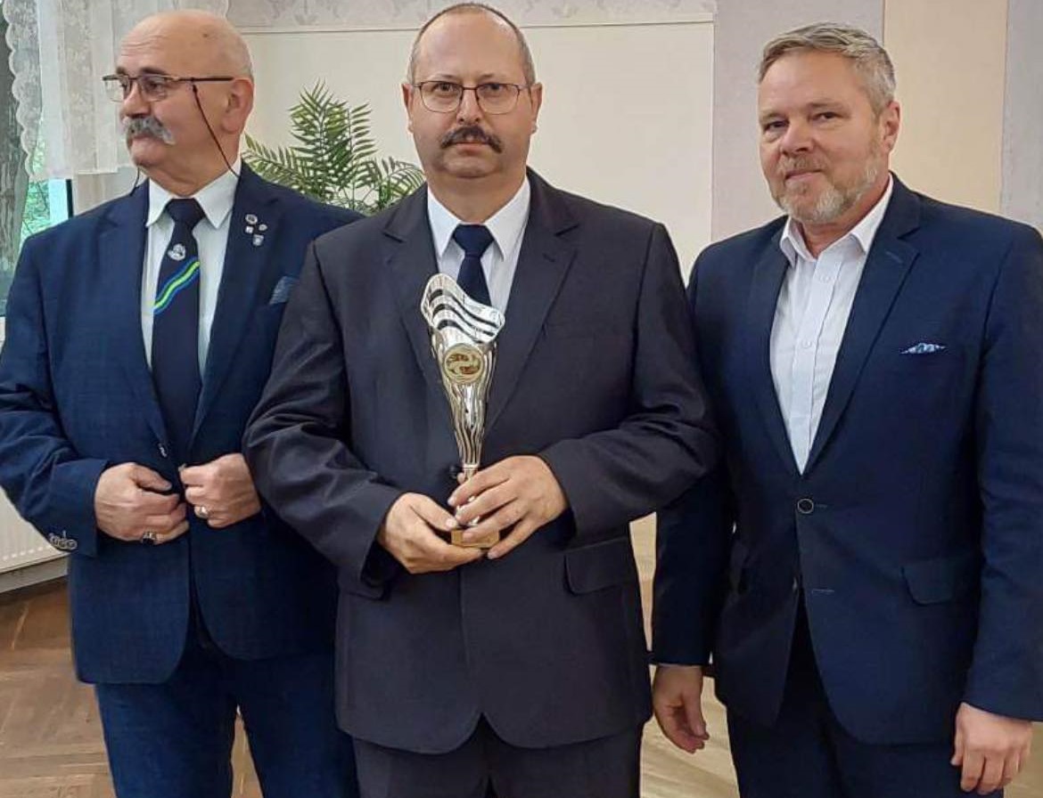 Koło_Miętus_(2)