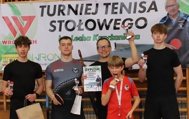 Turniej tenisa stołowego (61)