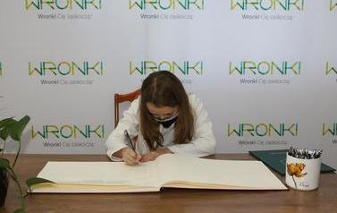 Wręczenie stypendi&oacute;w  (13)