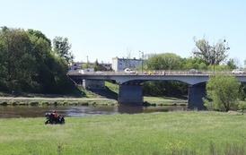 Sprzątanie Brzeg&oacute;w Warty (3)