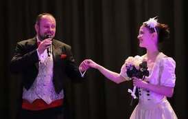Operetka (8)