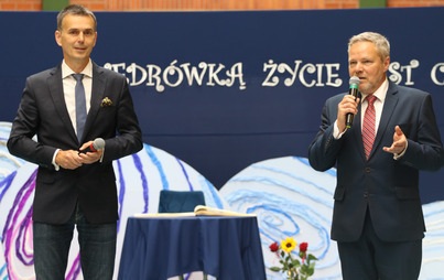 Zdjęcie do Najlepsi uczniowie otrzymali stypendia 