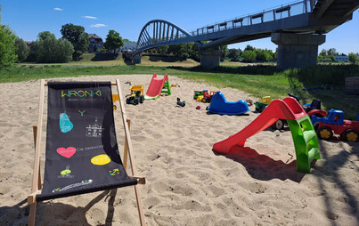 Zdjęcie do Plaża pod kładką ponowie otwarta