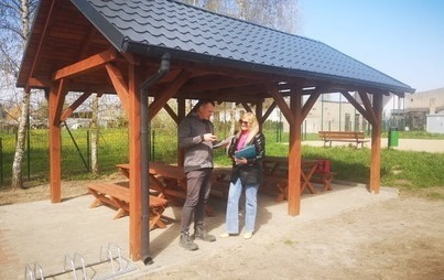 Zdjęcie do Wiata w Samołężu na "Szlaku Ukrytych Skarb&oacute;w"